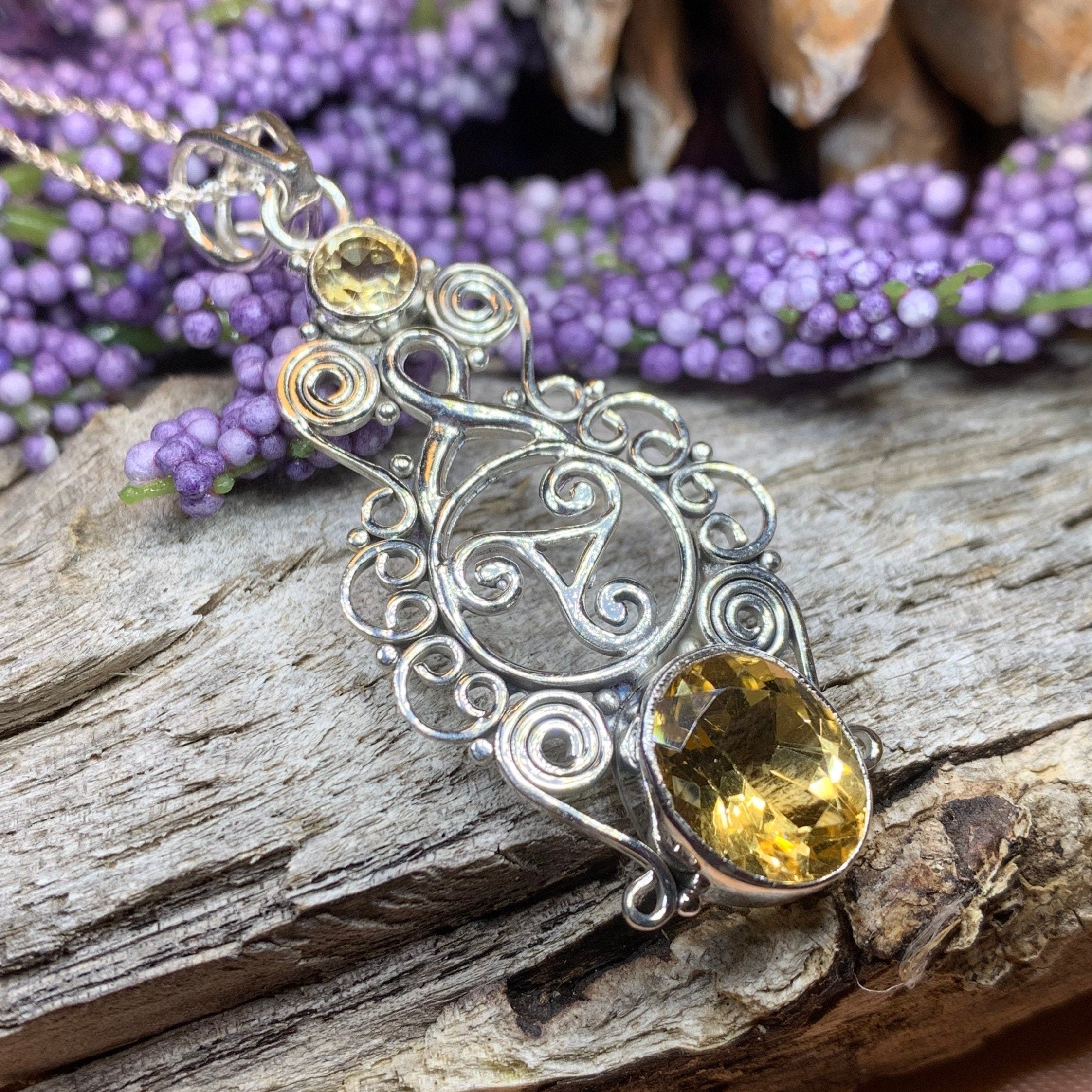 Rhyanna Celtic Spiral Necklace