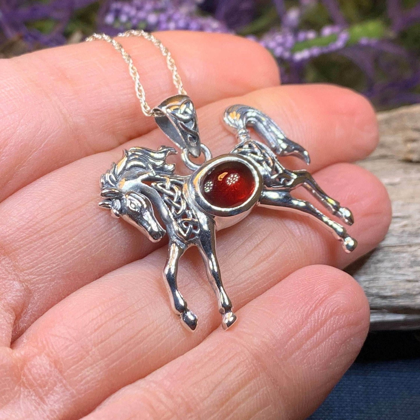 Finbar Horse Necklace - 18 / Amethyst