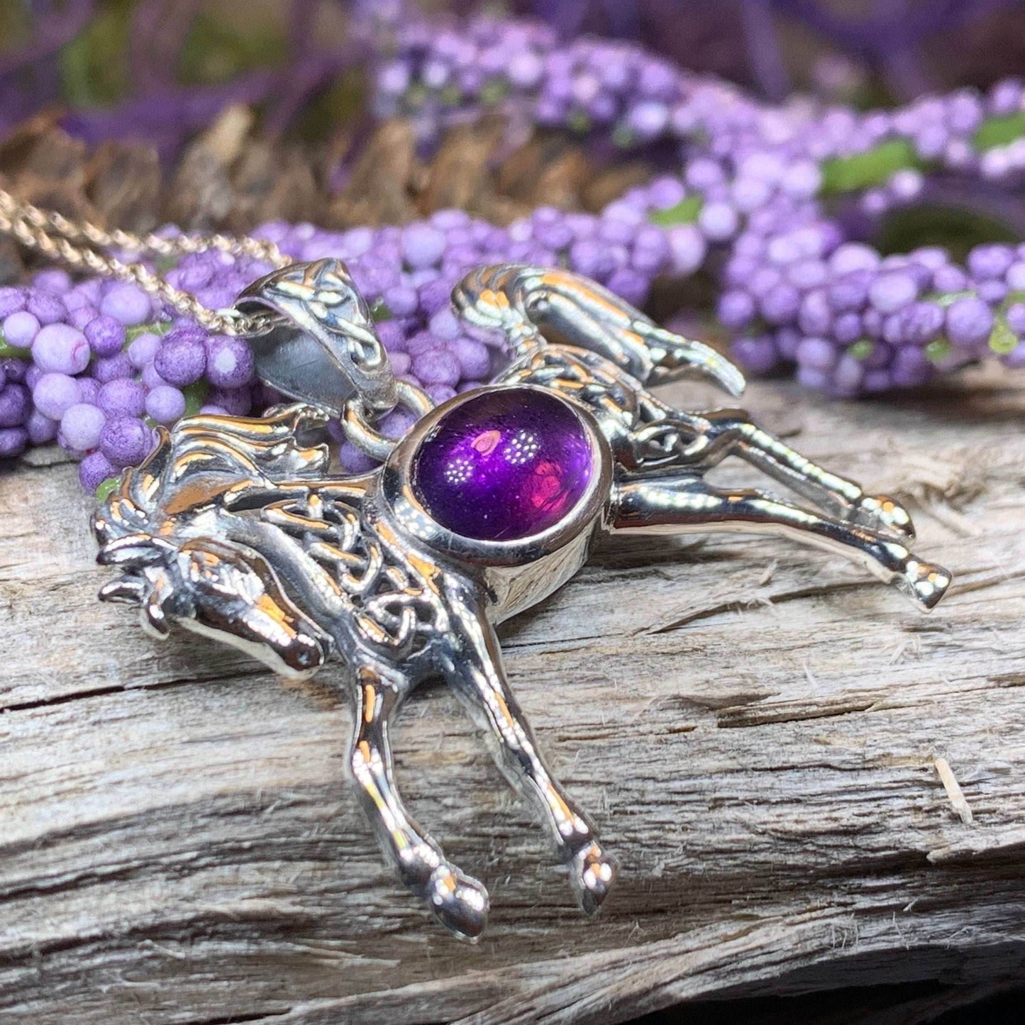 Finbar Horse Necklace - 18 / Amethyst