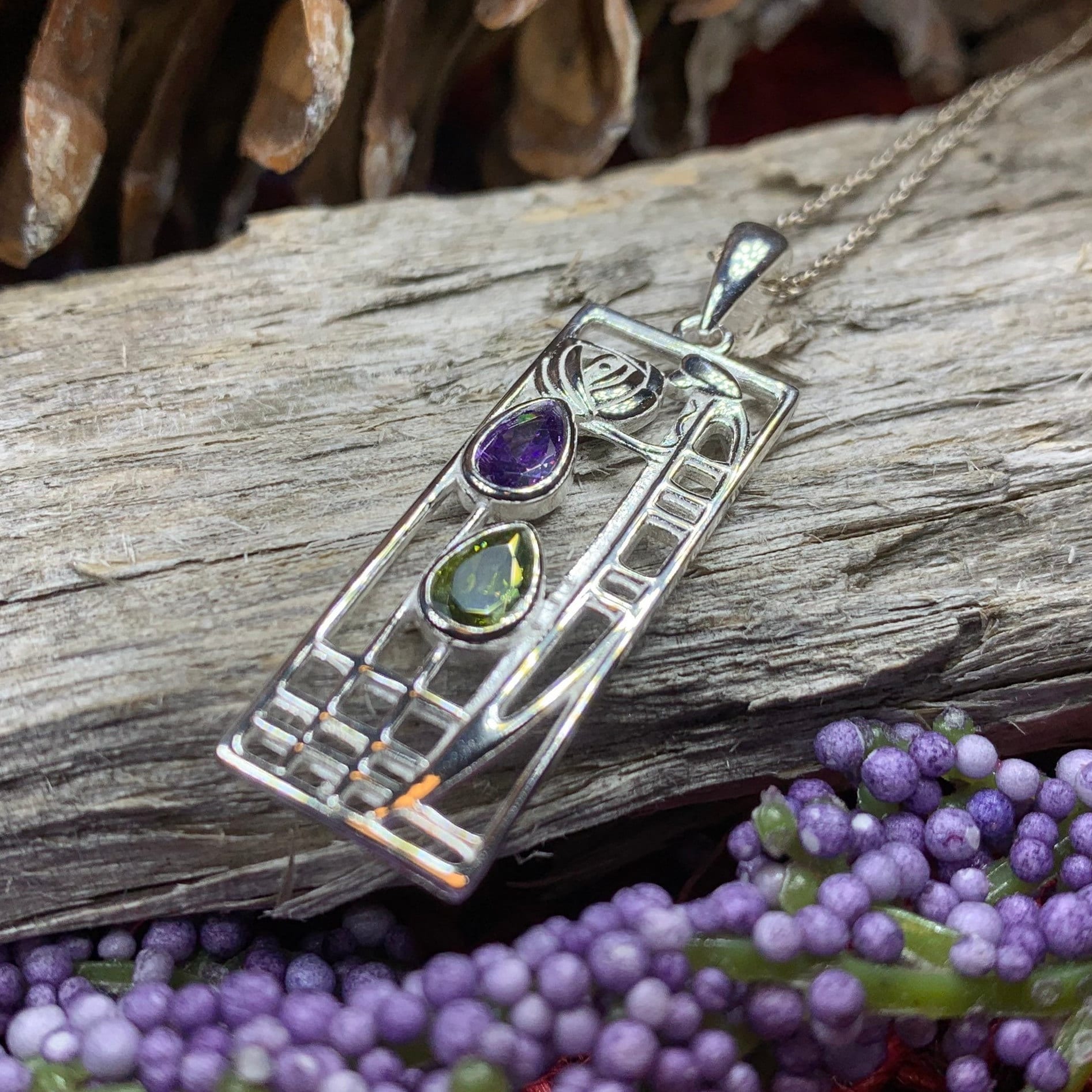 Cairn Lover Mackintosh Necklace