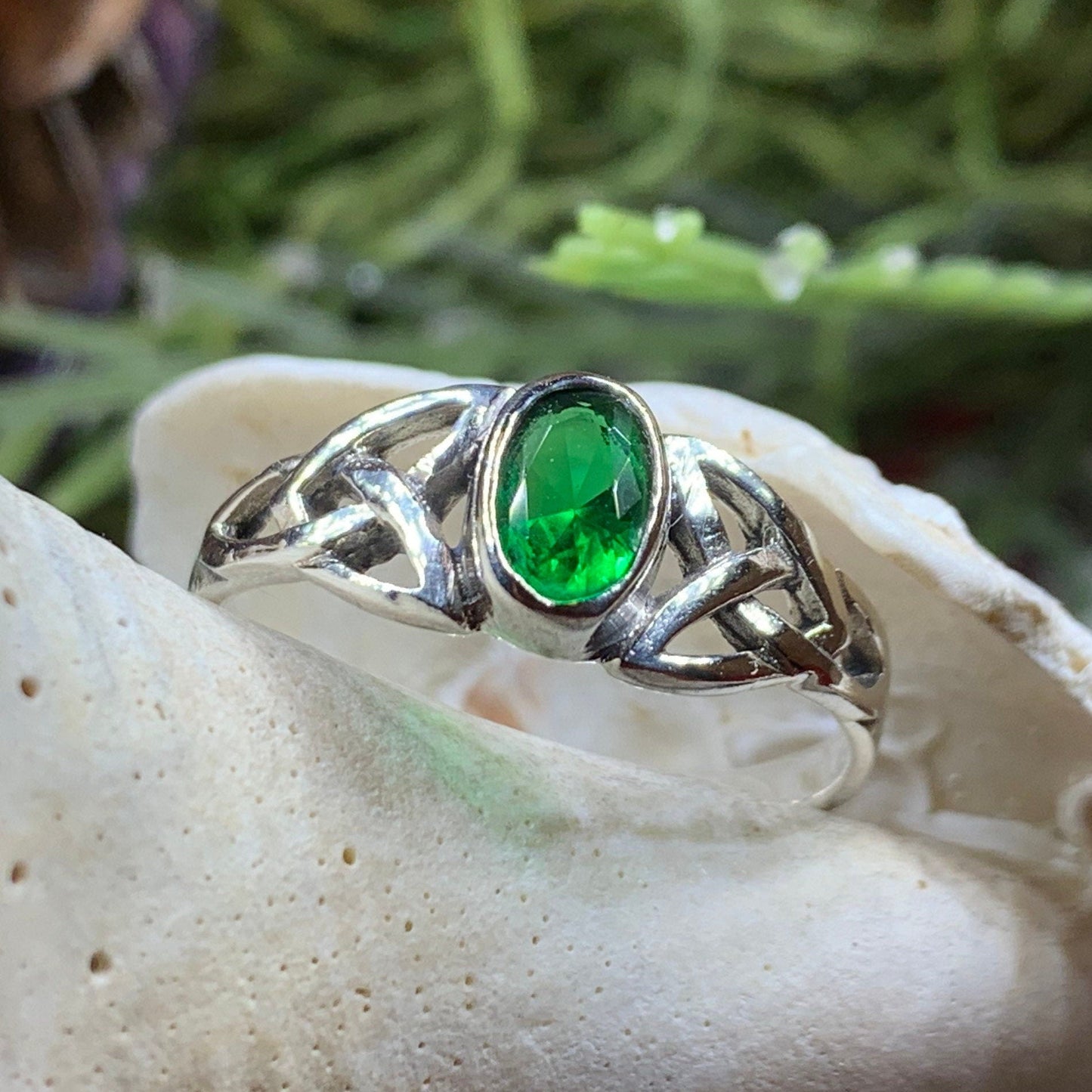 Faelyn Trinity Knot Ring