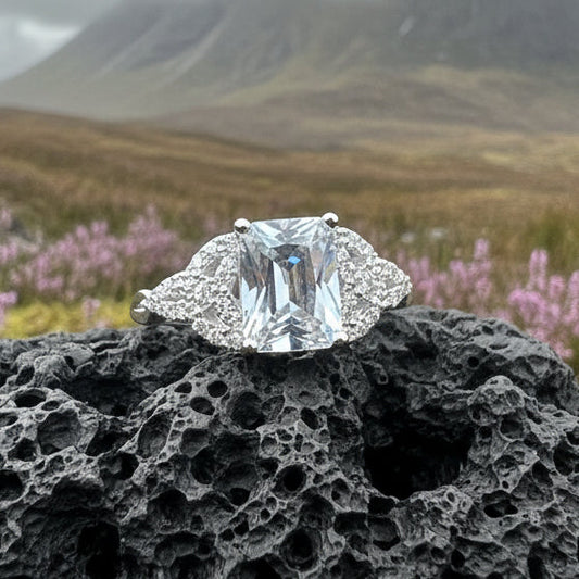 Kincora Engagement Ring