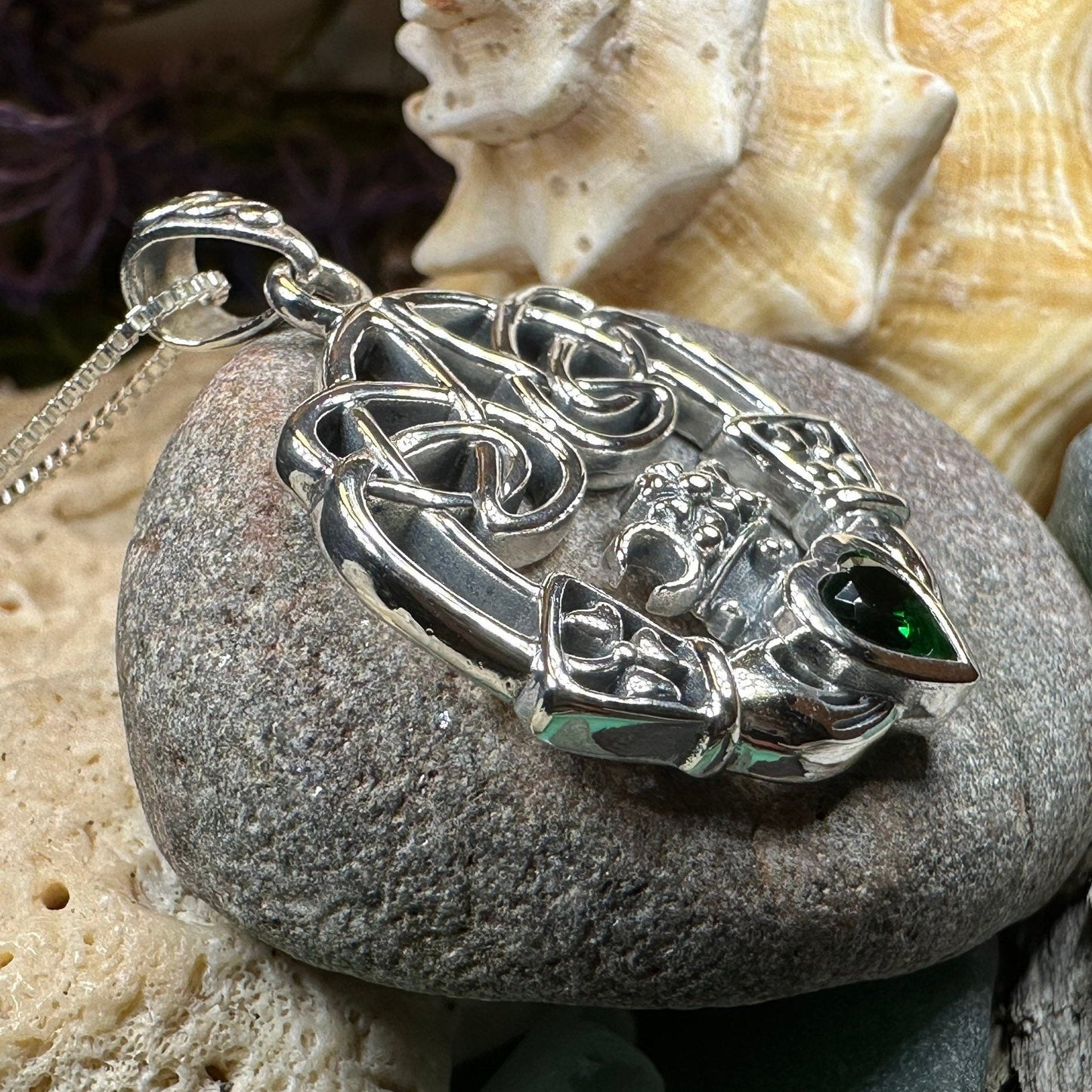 Irish Belle Claddagh Necklace