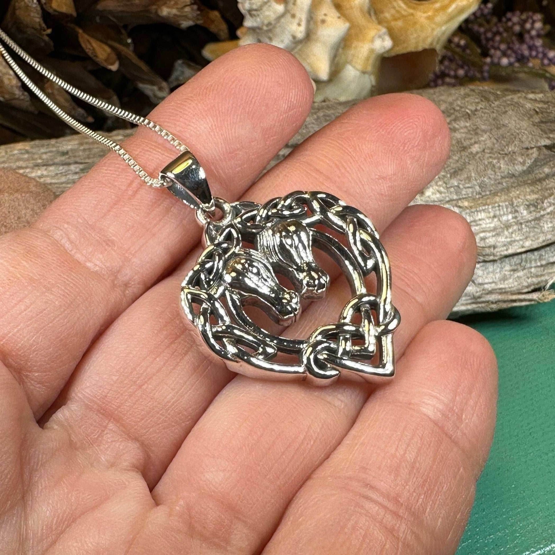 Ryna Horse Lover Necklace - 18