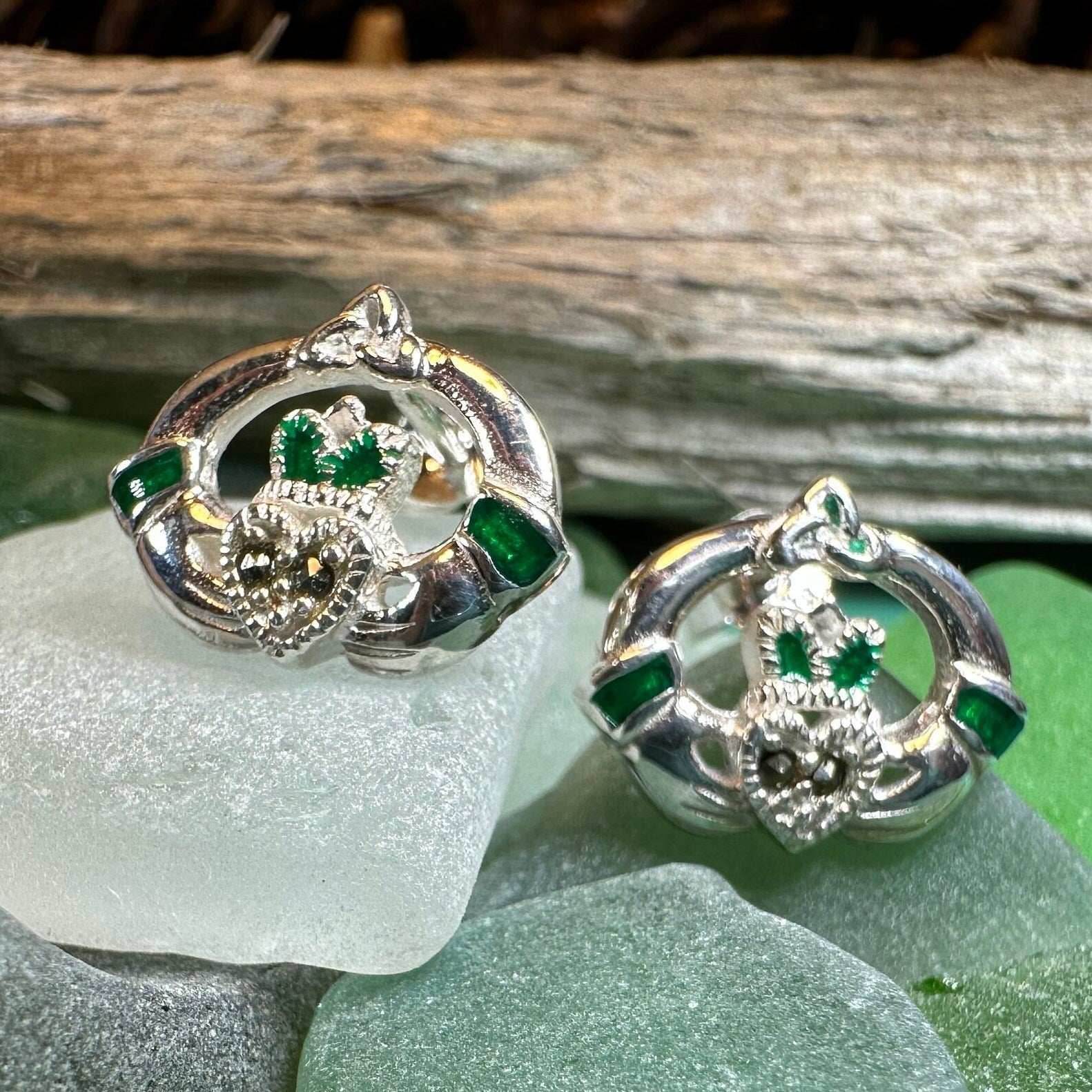 Dalia Claddagh Stud Earrings - 