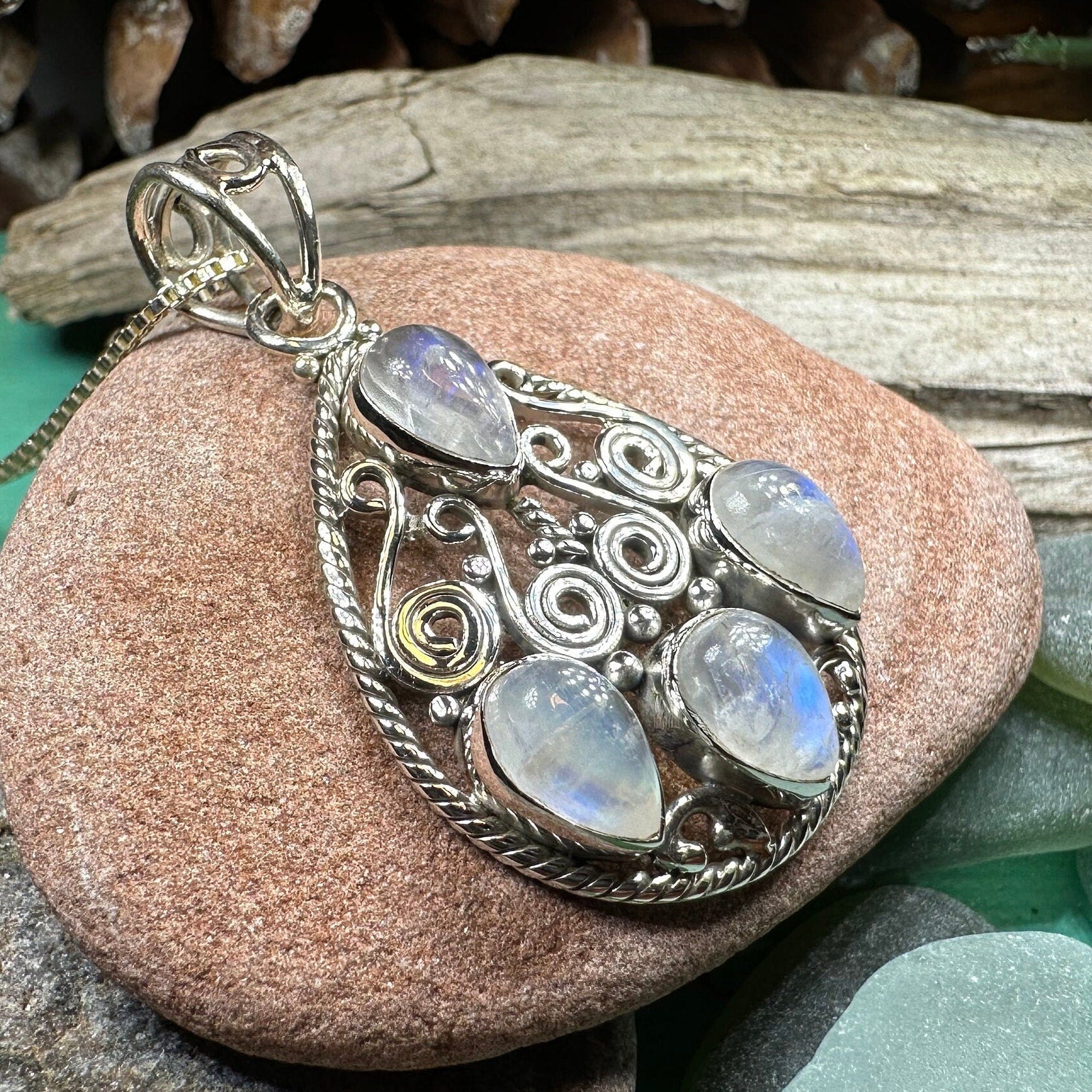 Sechnall Celtic Spiral Necklace