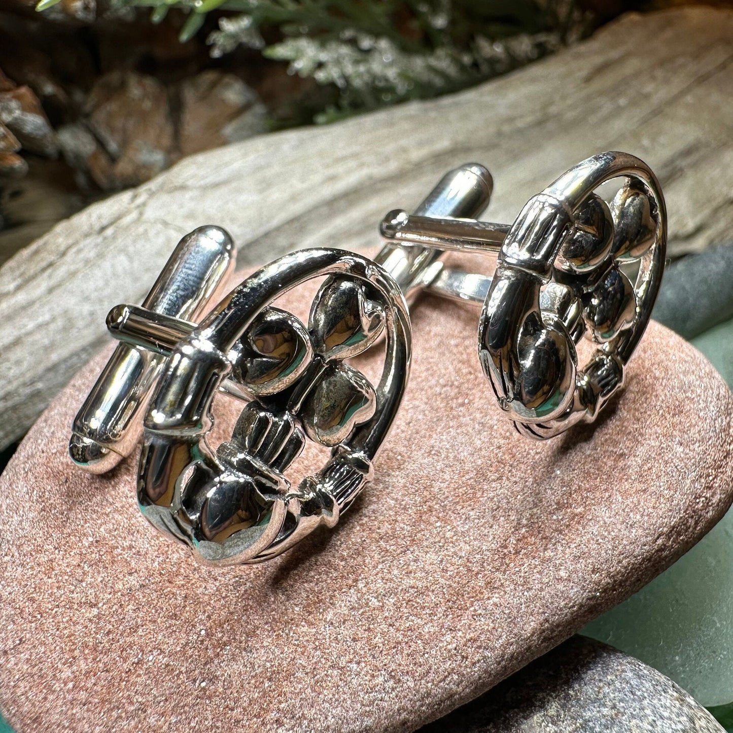 Fergal Claddagh Sterling Silver Cuff Links