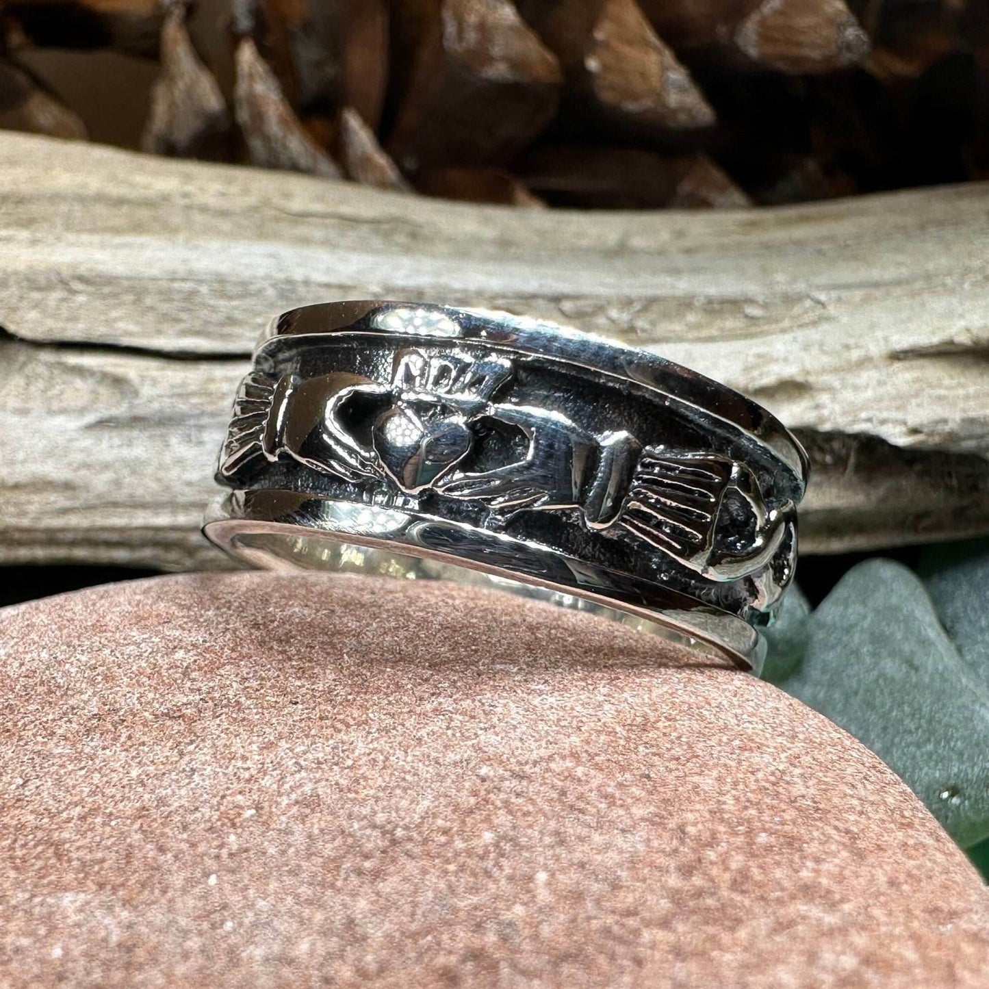 Celtic Claddagh Band Ring - 6