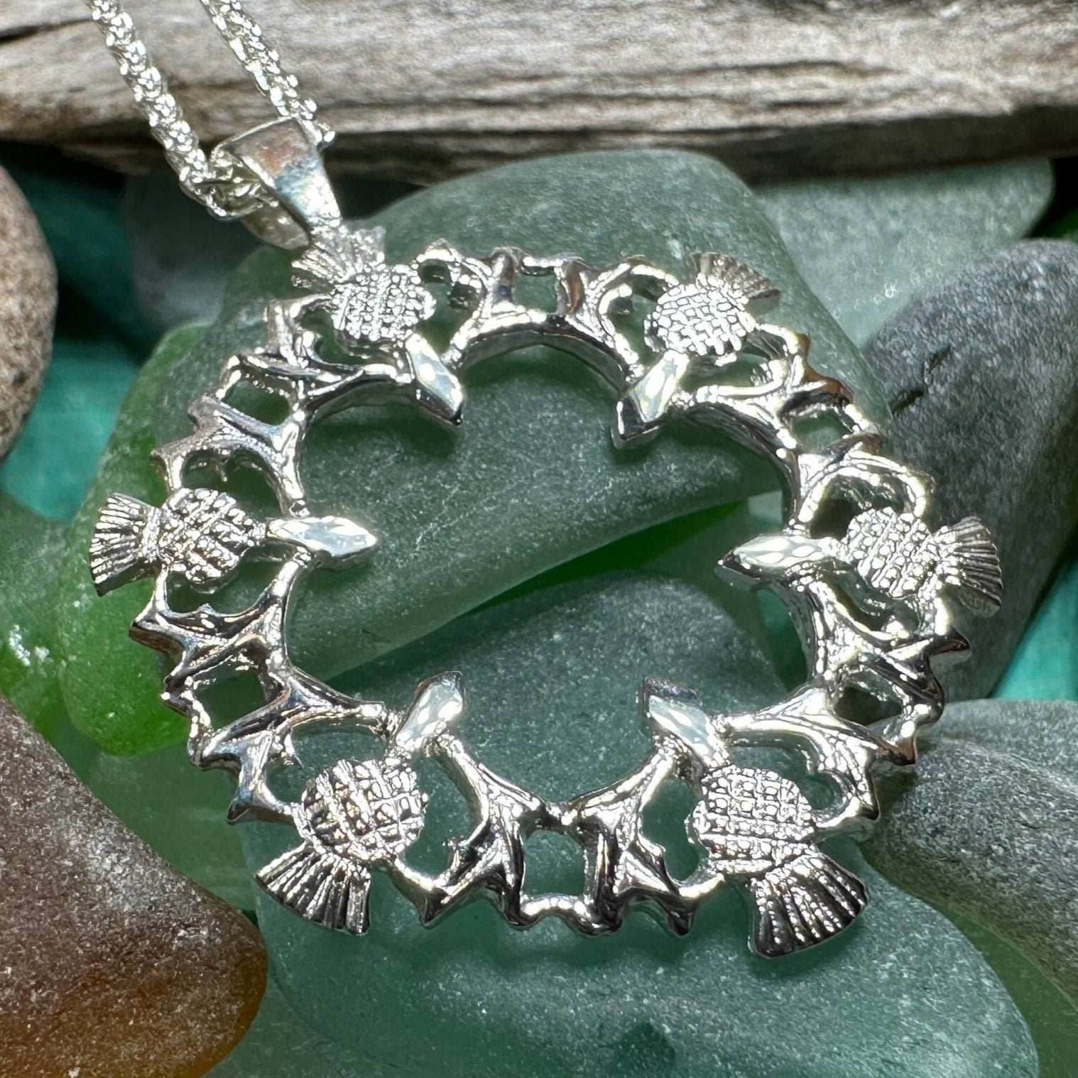 Thistle Wreath Necklace - 18