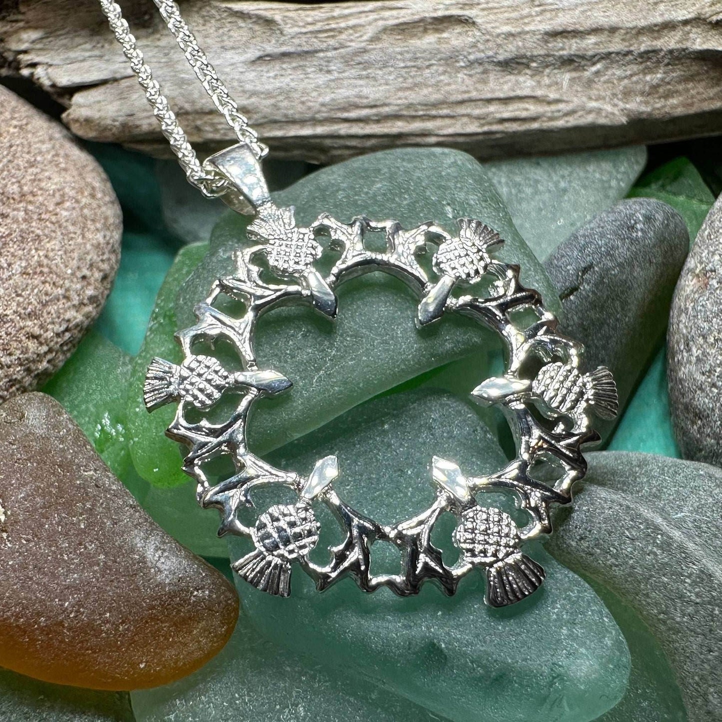 Thistle Wreath Necklace - 18