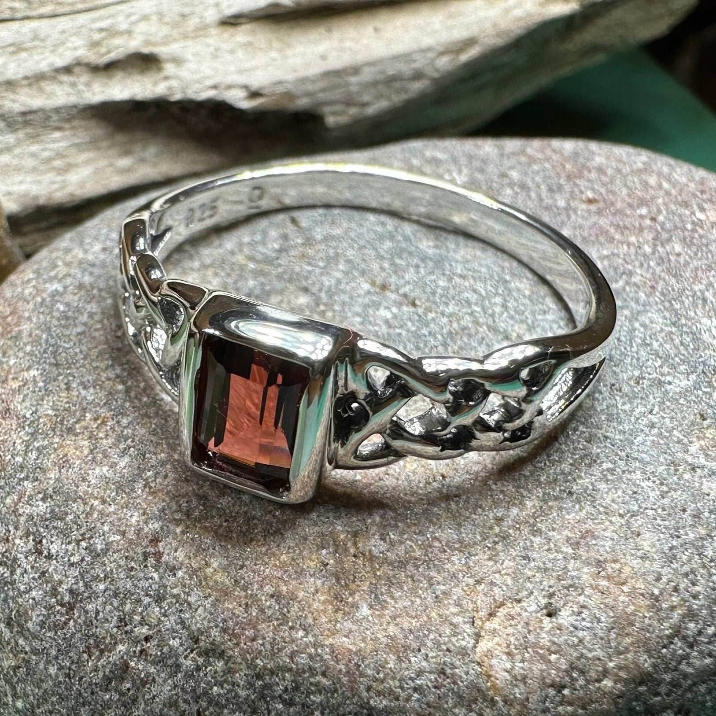 Sahale Celtic Knot Ring - 4 / Blue Topaz