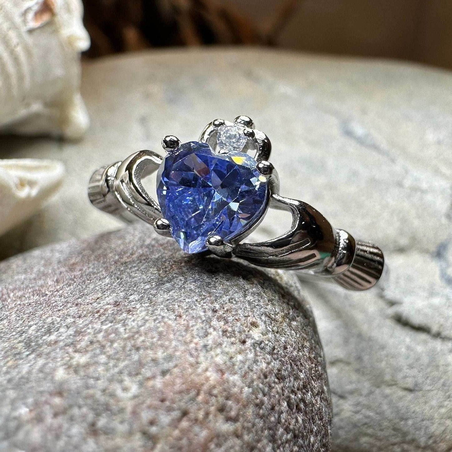 Lavender Claddagh Ring - 4
