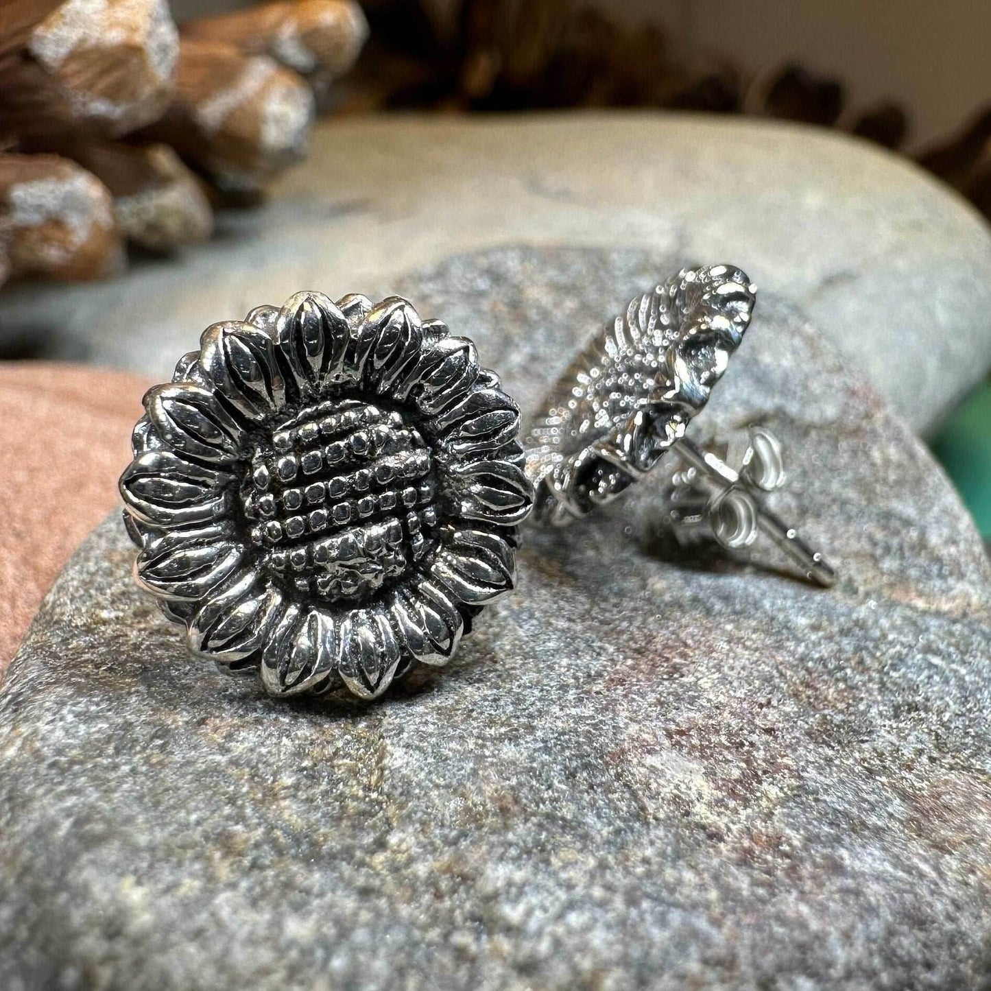 Fonnail Sunflower Post Earrings - 