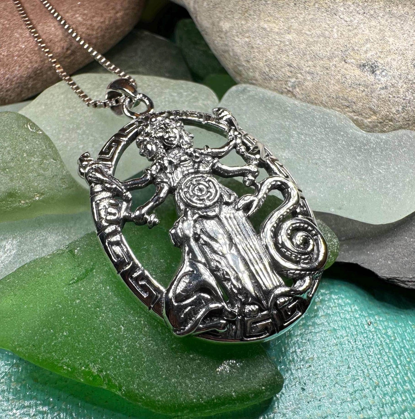 Hecate Wheel Necklace - 18