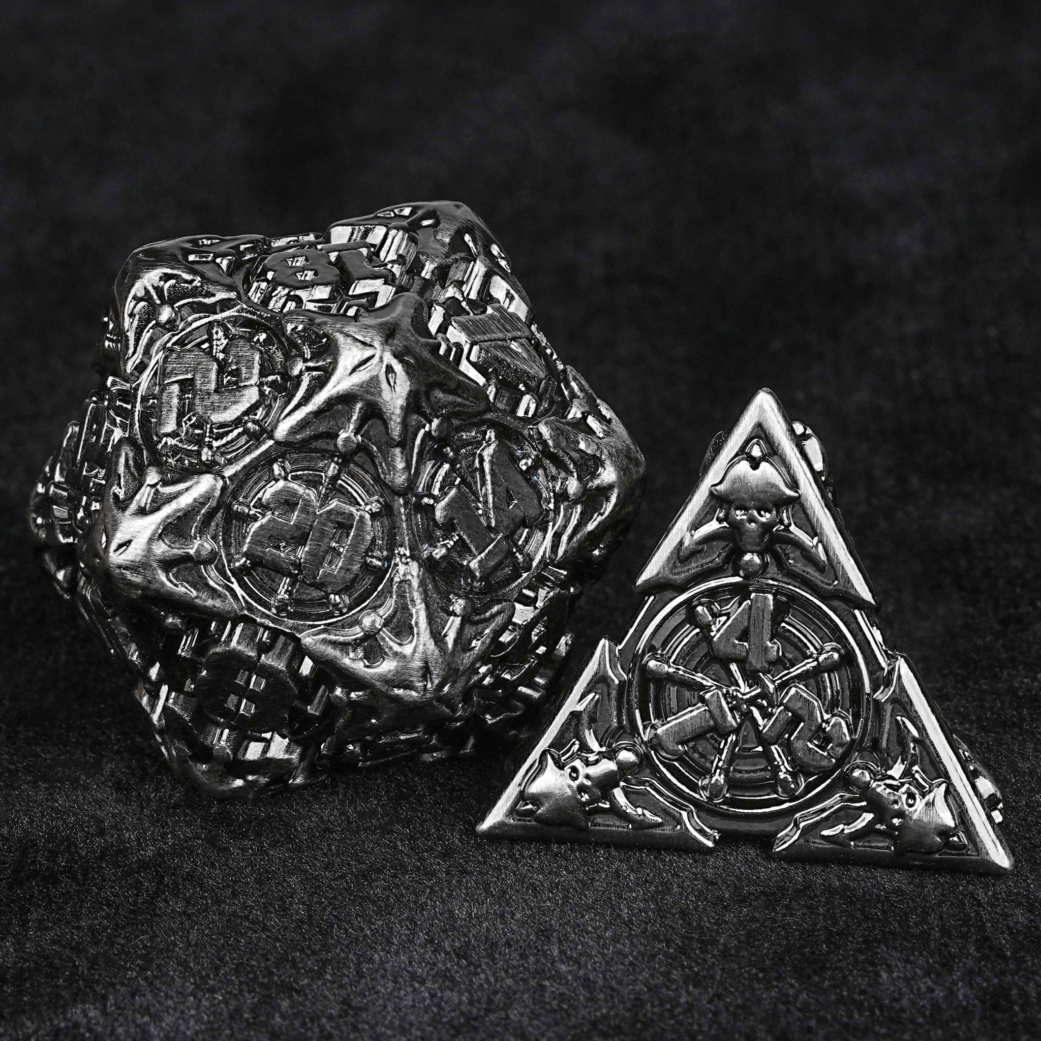 Limited Clearance-Metal Pirate DND Dice Set｜3D Embossed Metal