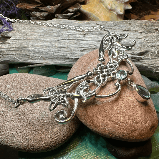 Aife Goddess Celtic Knot Necklace - Amethyst