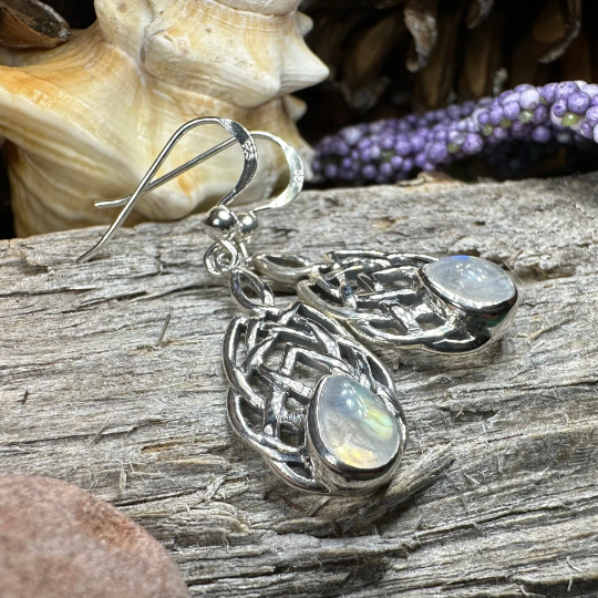 Abria Celtic Knot Earrings