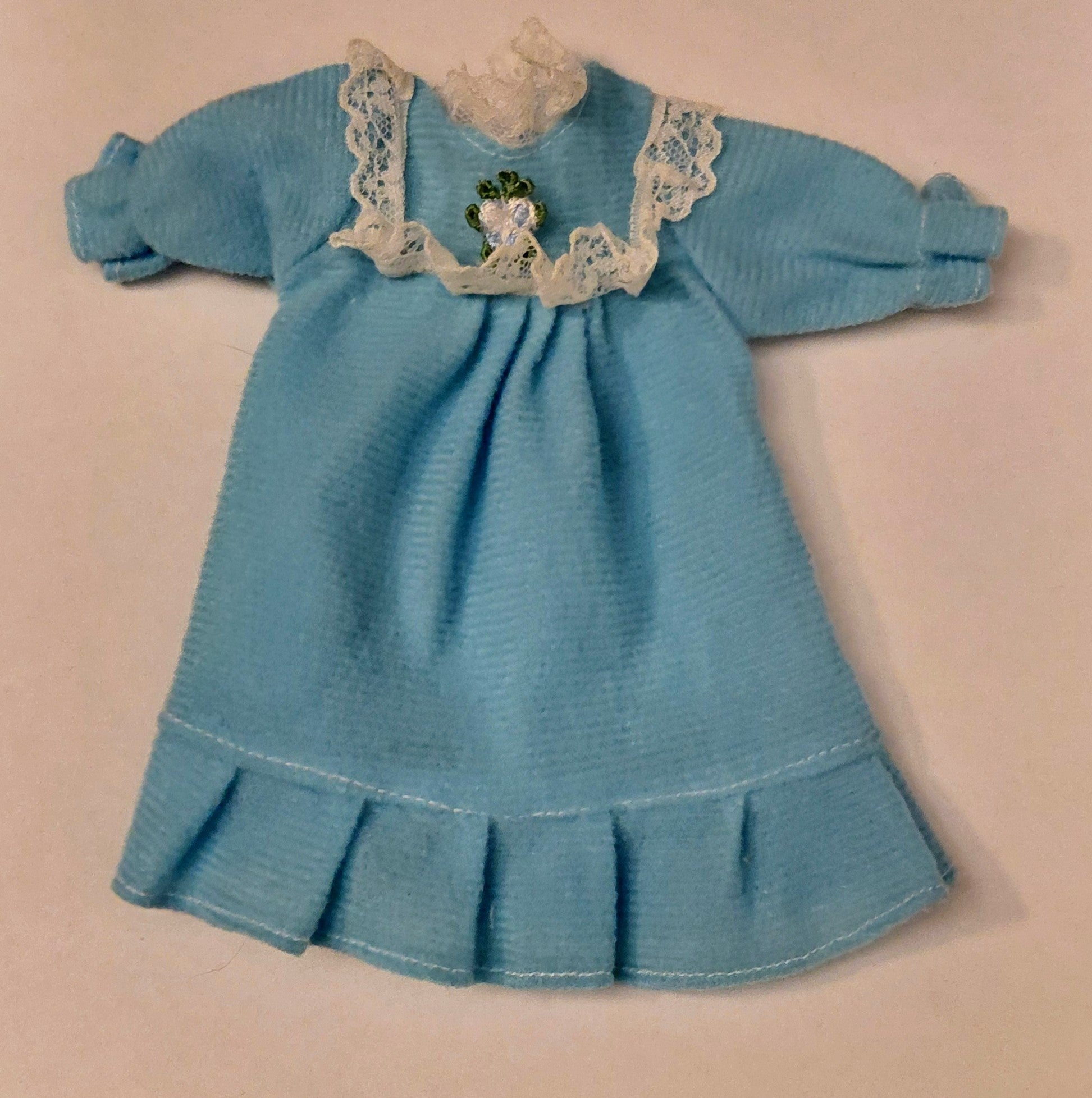 Sindy Doll Accessory - Blue Nightgown