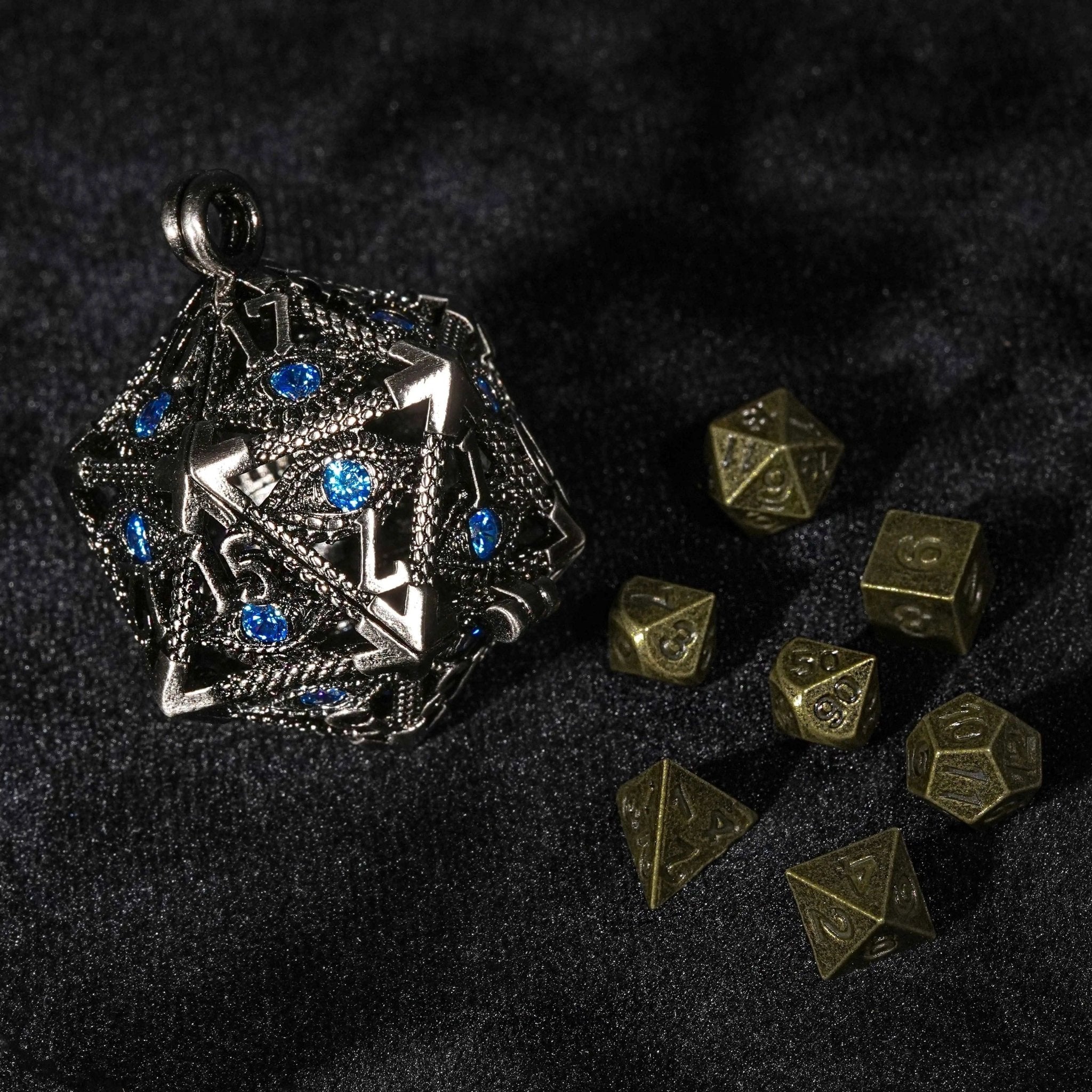 Sapphire Dragon Eye Metal Hollow D20 Dice Cage Keychain + 7 Mini Metal Dice Set