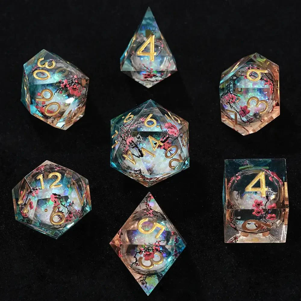Sharp-edged plum blossom resin DND dice set + gold numbers