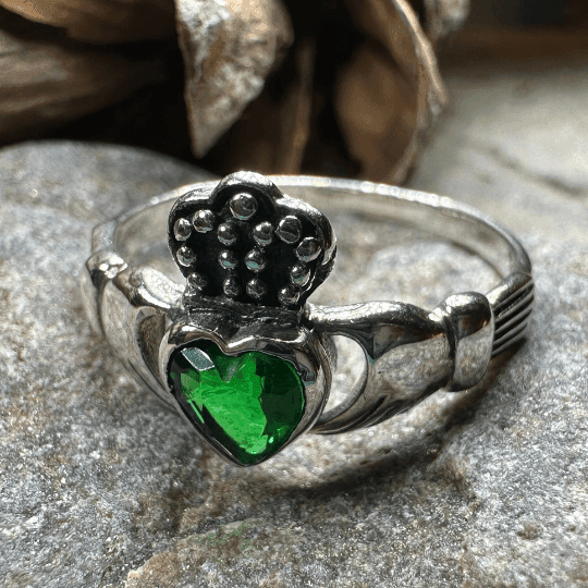 Clarina Claddagh Ring - 6 / Pink