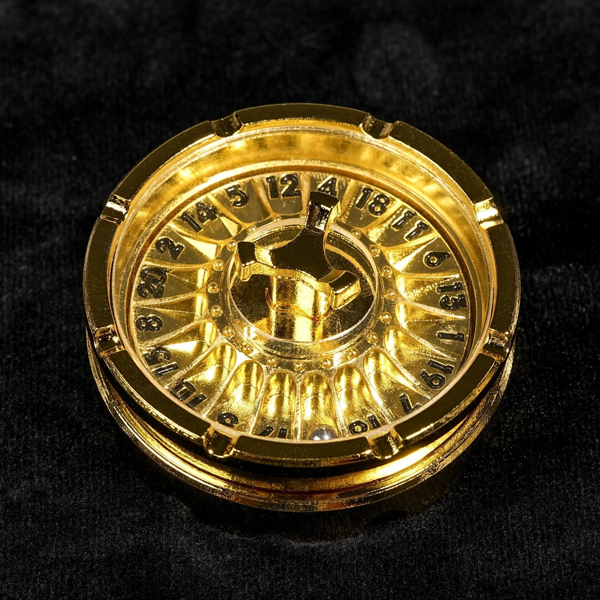 Unique Metal DND Dice Spinner - Spinning Steel Ball D20 Roulette Dice
