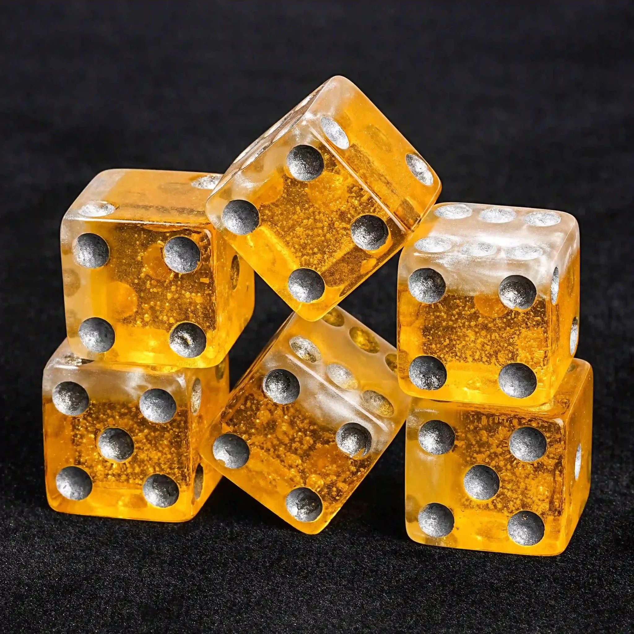 Yellow beer resin silver dots 7xD6 dice set